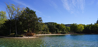 Le Quartier ( ou l'Île du Barbu )